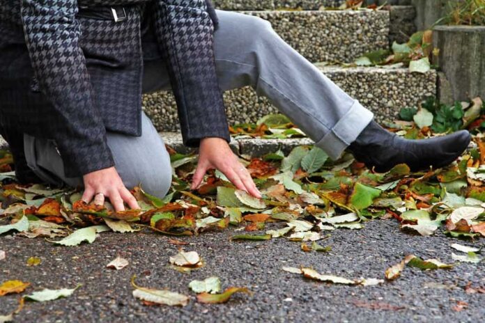 Tips for Avoiding Slip and Fall Accidents this Autumn