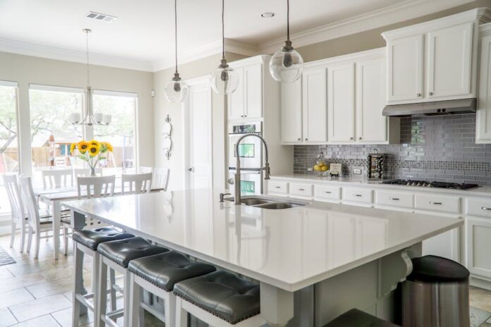 Choosing the Perfect Kitchen Cabinets